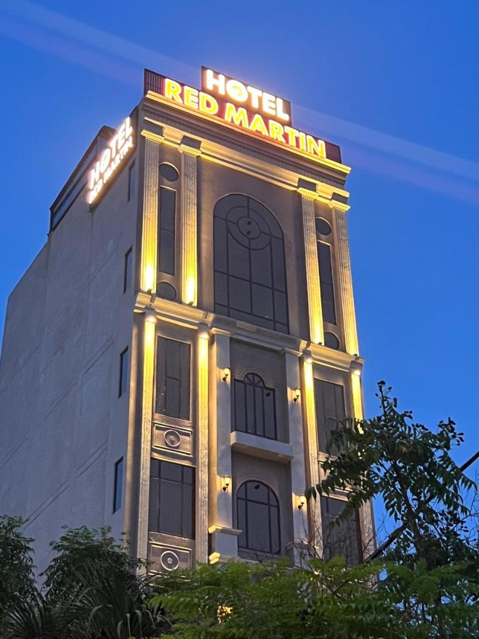 Hotel Stamps Red Martin By Eight Continents - 70 Steps From Golden Temple Amritsar Exterior foto